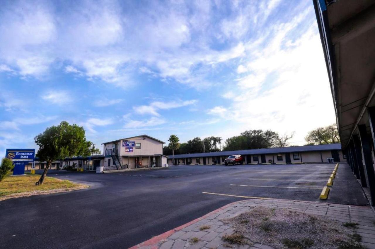Economy Inn Kingsville Exterior foto